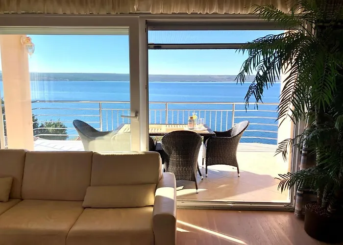 Mebelle Mit Meerblick *