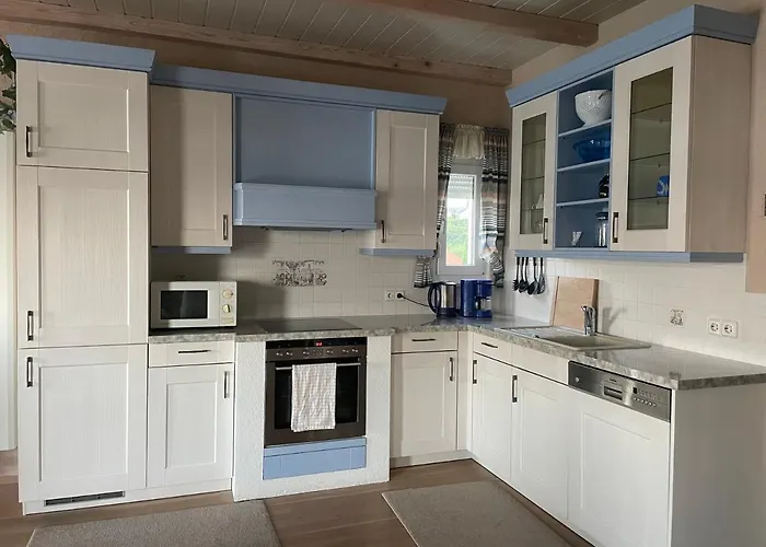 Apartment Mebelle Mit Meerblick