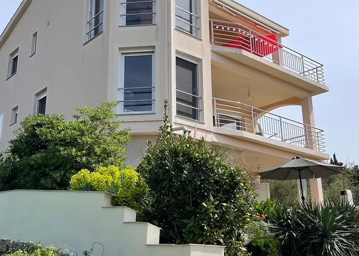 Mebelle Mit Meerblick *