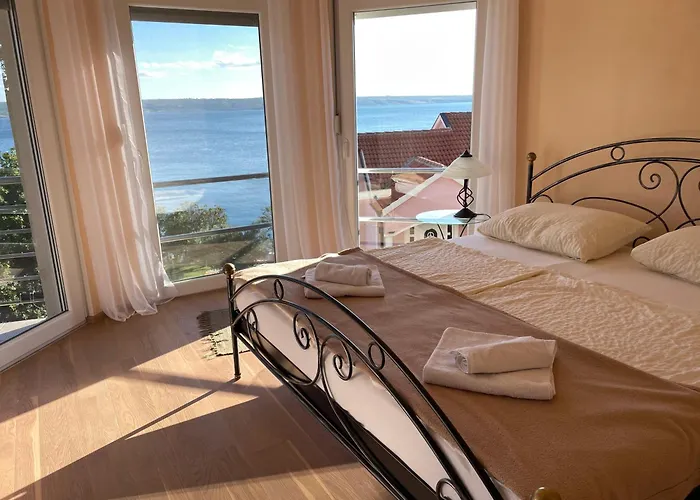 Mebelle Mit Meerblick *